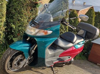 Suzuki burgman 250 - 2