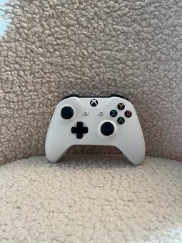 Predám Xbox one S - 2