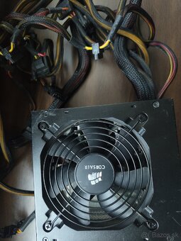 PC zdroj Corsair CX600 - 2