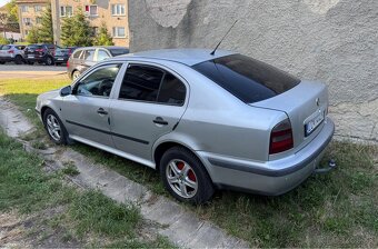 Škoda Octavia - 2