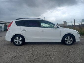 🚘 HYUNDAI i30CW 1.4 CVVT KOMBI + ťažné - 2
