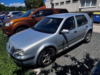 Golf 4 - 2