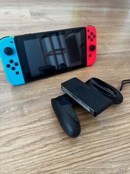 Nintendo switch - 2