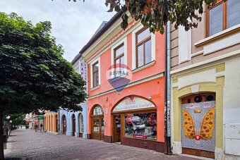 Na predaj historická polyfunkčná budova (818m2) v centre Pre - 2