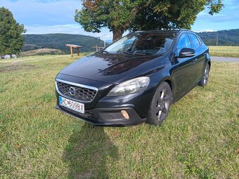 Volvo V40 D2 Cross Country - 2