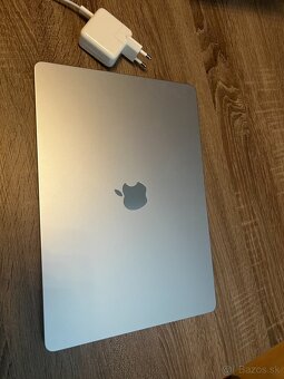 Apple MacBook Air 15 M4 512GB - Nebeský modrý - 2