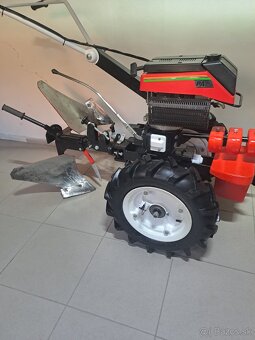 Predám malotraktor AGZAT - 2