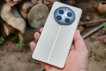 Smartfón Realme 12 Pro+ 5G (12GB RAM, 512GB ROM), béžová - 2