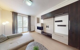 Zariadený 3 izb.tehlový byt s balkónom CENTRUM MESTA - 2