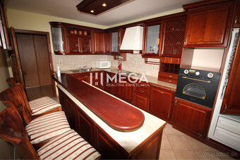 REZERVOVANÉ - NA PREDAJ 2 BYTY SPOJENÉ DO JEDNÉHO CELKU - 2