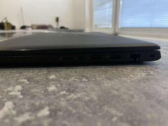 Predám notebook Dell Latitude 3520 – TOP stav - 2