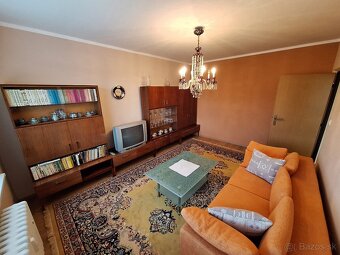 Darujem obyvaciu stenu retro - 2