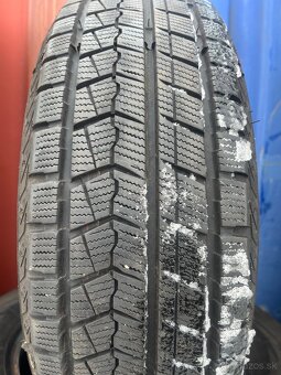 Predám 195/65R15 - 2