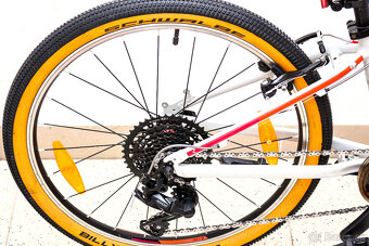 ULTRAAĽAHKÝ Bicykel CUBE SL 240 - 2