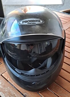 Motocyklová prilba - 2