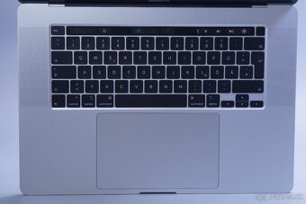 ZÁRUKA/Macbook Pro 16" TB CTO/I9 2.4GHZ/32GB RAM/512GB SSD/ - 2