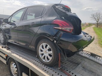 Peugeot 208 - 2