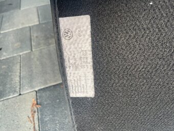 Predám sadu originálnych textilných rohoží – VW Tiguan 2 - 2
