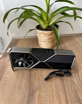 ✅ 10GB RTX 3080 FOUNDERS EDITION + Záruka - 2