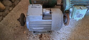 Predam patkovy MEZ Mohelnice 2,2 kw, 2865 ot/min, hriadel 24 - 2