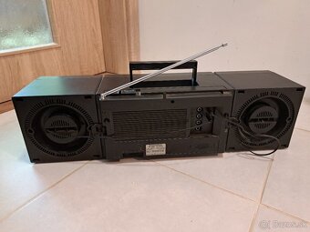Rádiomagnetofón GRUNDIG - 2