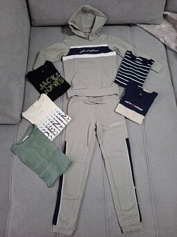 Balík oblečenia značka Jack&Jones + Tom tailor veľkosť 128 - 2
