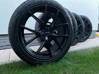 Komplety Platin wheels + pneu 245/40 R19 8Jx19H2 - 2