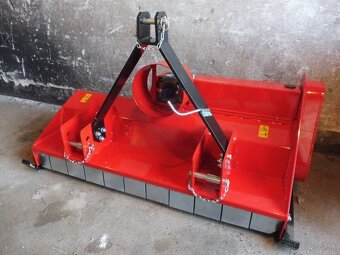 predám mulčovač za malotraktor nebo traktor, je kladívkový - 2