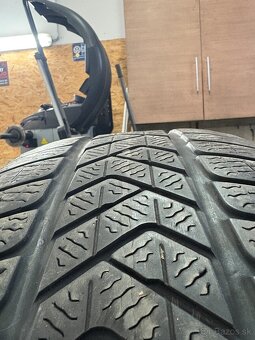 245/45 R 19 Pirelli zimné - 2