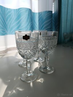 Krištáľové poháre na víno - 2