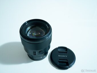 Sony FE 85mm f/1.8 (Full Frame, E-Mount) - 2