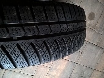 2 ks ZIMNÉ 175/65 R15 88H SAILUN 3020 cca 6-7 mm LEN 20€/kus - 2
