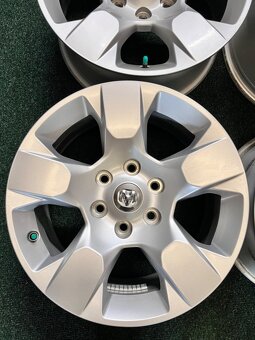 6x139.7 R18 Originál alu Dodge 5.Generace - 2
