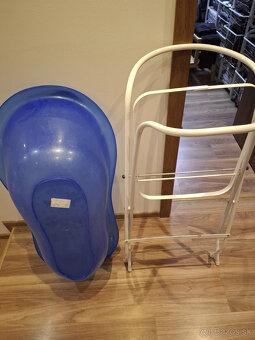 Vanička s kovovým stojanom - 2