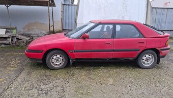 Mazda 323 f - 2