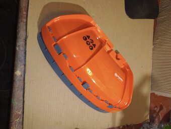 Kryt na krovinorez. - 2