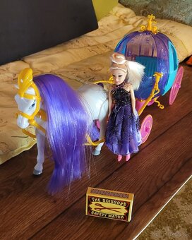 Babika princezna s konom a kocom - 2