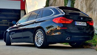BMW 530d Touring-xDrive-V6-195kw-2018-Odpočet DPH - 2