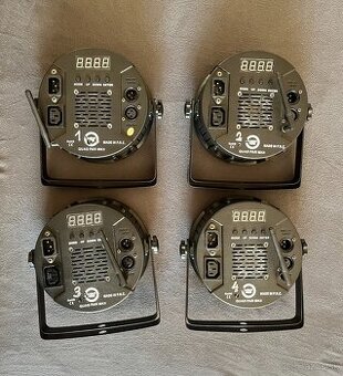 Light4Me Quad 8x10W MKII RGBW LED PAR, Svetlo- 4ks - 2