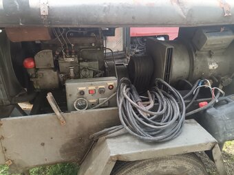 Zetor zváračka 320  trijodyn - 2
