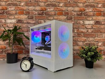 Ryzen 7 9700X\32GB\RX 7900XTX\SSD\1000W Zdroj - 2