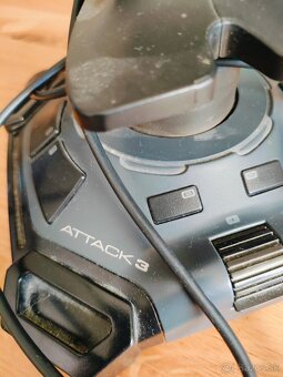 Predám joystick Logitech Attack 3 - 2