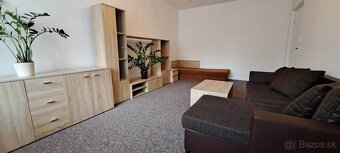 PRENÁJOM - veľký 2-izb. byt - Martin - Sever - Ul. Rum. arm. - 2