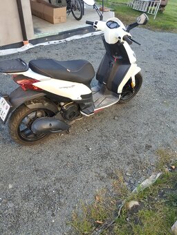 Aprilia - 2