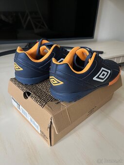 Halovky Umbro Flag - 2