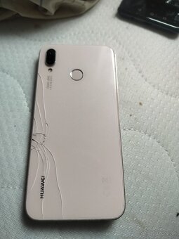 Huawei p20 lite ANE-LX1 4/64 GB kremova farba - 2