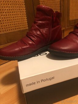 Červené čižmičky - 2