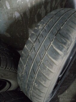 Predám pneumatiky 13 letne - 2