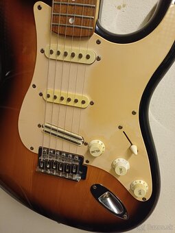 Fender squier stratocaster - 2