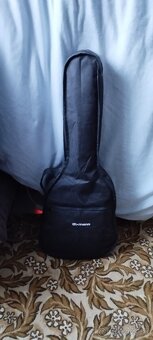 Predávam gitaru - 2